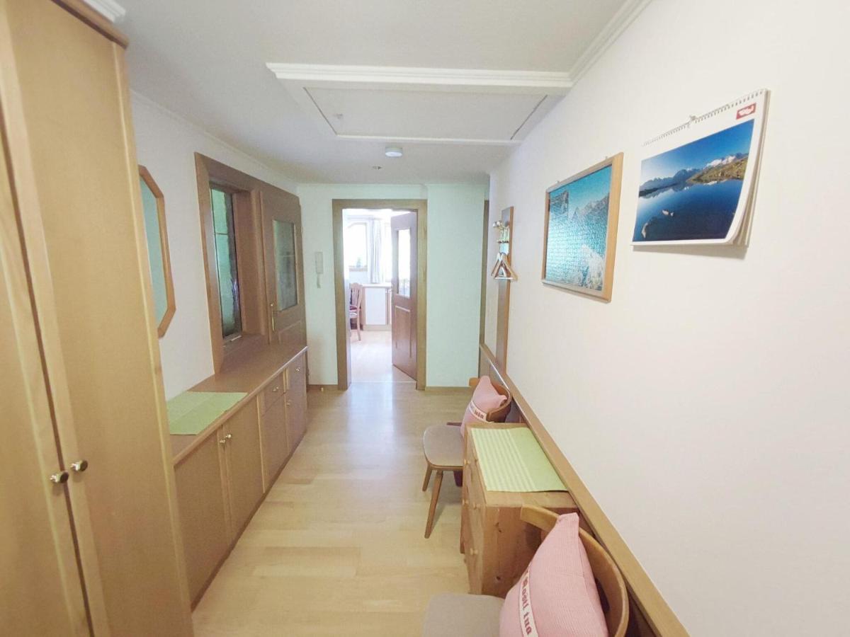Pretty Holiday Home In Mayerhofen With Balcony マイヤーホーフェン エクステリア 写真